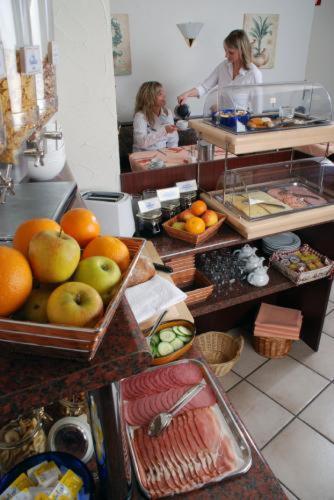 Hotel Am Wilhelmsplatz สตุตการ์ต ภายนอก รูปภาพ