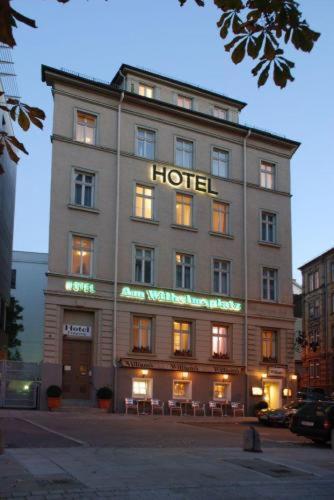 Hotel Am Wilhelmsplatz สตุตการ์ต ภายนอก รูปภาพ