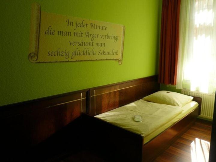 Hotel Am Wilhelmsplatz สตุตการ์ต ห้อง รูปภาพ