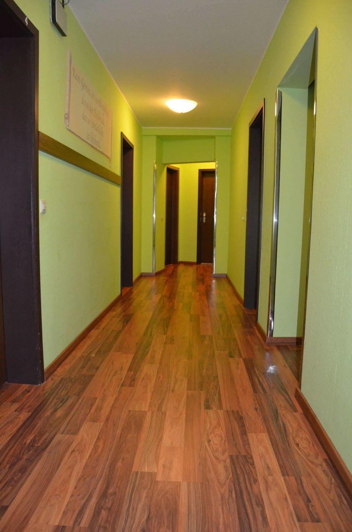 Hotel Am Wilhelmsplatz สตุตการ์ต ภายนอก รูปภาพ